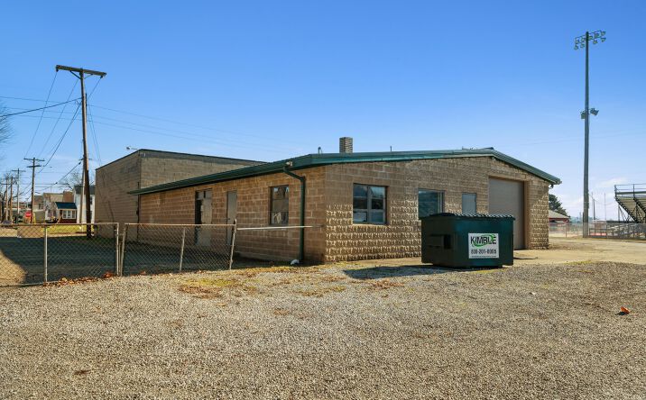 Pictures of Mixed Use, Retail, Office, Industrial property located at 15 Walnut Street, Coshocton, OH 43812 for sales - image #1