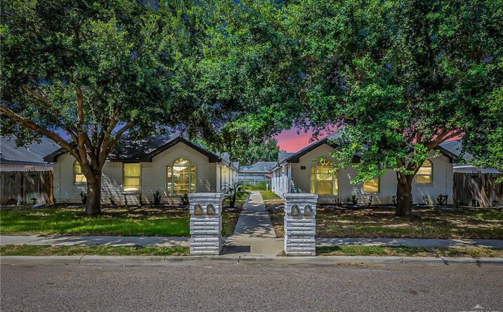 Pictures of Multifamily property located at 2109 Carlos Drive, Edinburg, TX 78541 for sales - image #1