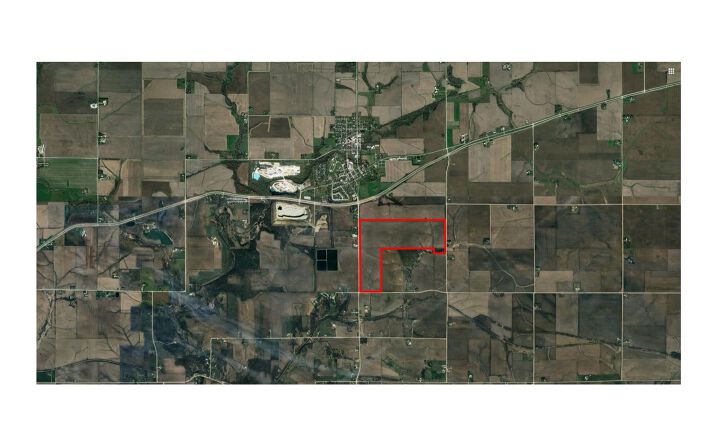 Pictures of Land property located at NE Corner of Springville Road and Bolton Manor Road, Springville, IA 52336 for sales - image #1