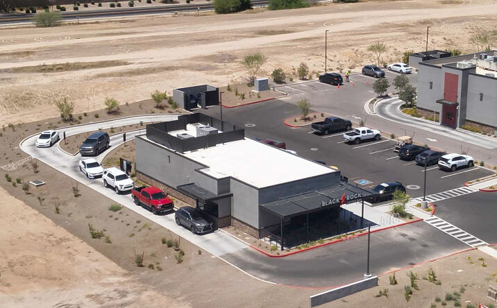 Pictures of Retail property located at 635 E Hunt Hwy, San Tan Valley, AZ 85143 for comps - image #1