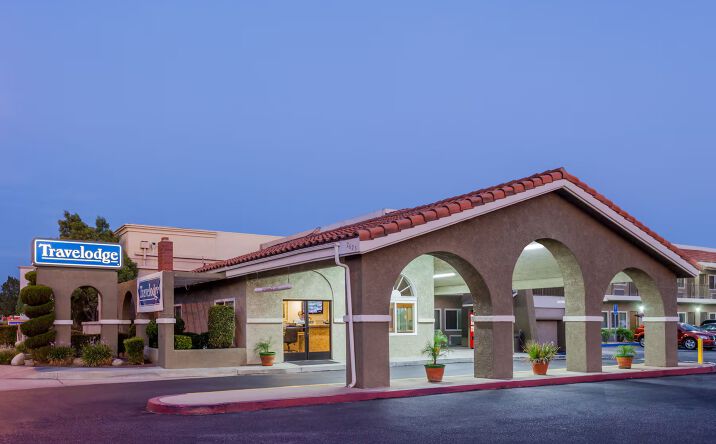 Pictures of Hospitality property located at 2625 W Florida Ave, Hemet, CA 92545 for sales - image #1