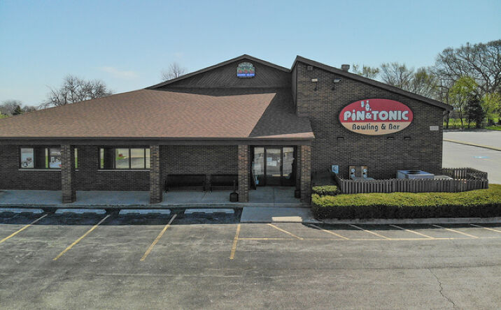 Pictures of Special Purpose property located at 643 S Dixie Hwy, Beecher, IL 60401 for sales - image #1
