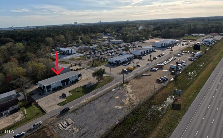 Pictures of Industrial, Office, Retail property located at 14313 Stenum St, Biloxi, MS 39532 for sales - image #1