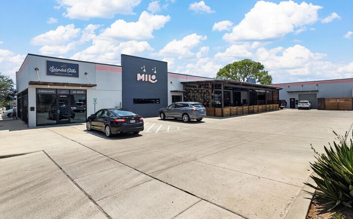 Pictures of Retail property located at 1018 - 1020 Franklin Ave, Waco, TX 76701 for sales - image #1