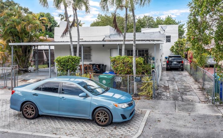 Pictures of Multifamily property located at 1261 NW 27th St, Miami, FL 33142 for sales - image #1
