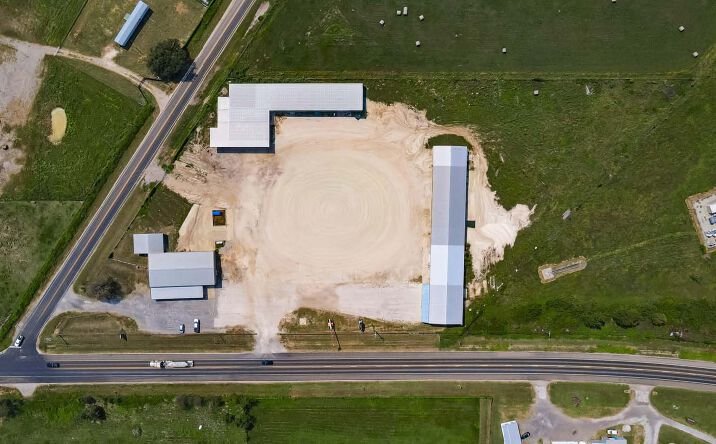 Pictures of Industrial, Land, Retail property located at 17552 US-79, Marquez, TX 77865 for sales - image #1