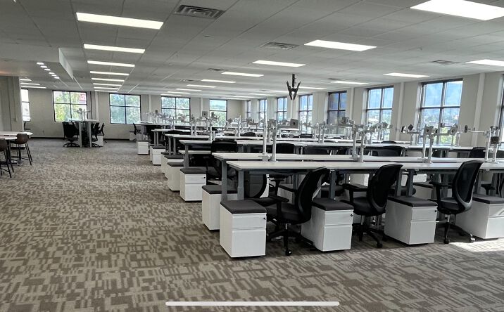 Pictures of Office property located at 869 W Hill Field Rd, Layton, UT 84041 for sales - image #1