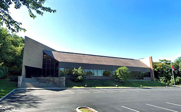 Pictures of Industrial property located at 500 Corporate Dr, Mahwah, NJ 07430 for sales - image #1
