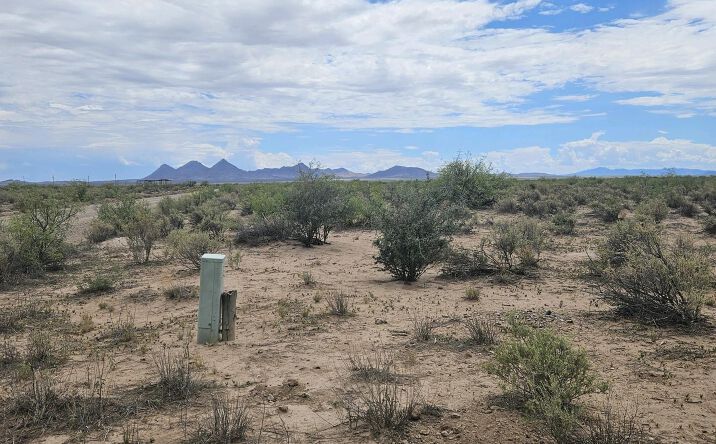 Pictures of Land property located at XXX Purple Sage Rd Sw, Deming, NM 88030 for sales - image #1