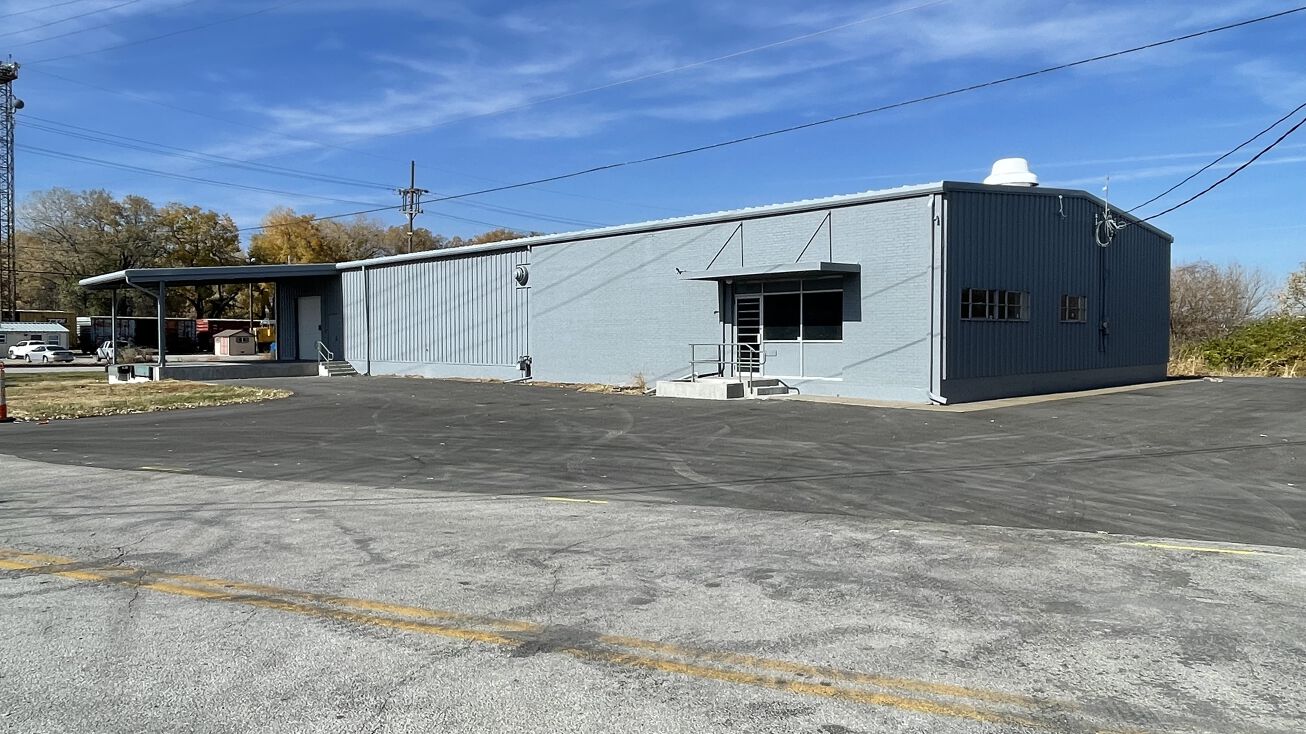 100 E Quindaro Blvd, Kansas City, KS 66115