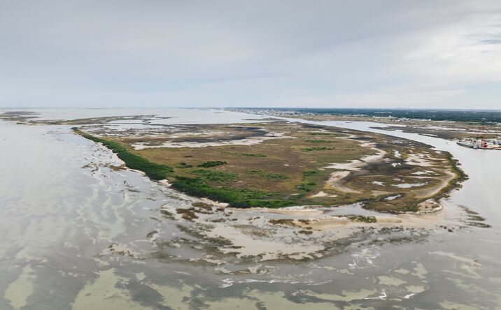 Pictures of Land property located at 0 Traylor Island, Rockport, TX 78382, Rockport, TX 78382, 1700-2241 HWY 35, Aransas Pass, TX 78336, Aransas Pass, TX 78336 for sales - image #1