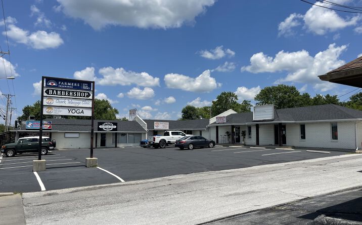 Pictures of Office, Retail property located at 502 N 3rd St, Ozark, MO 65721 for sales - image #1