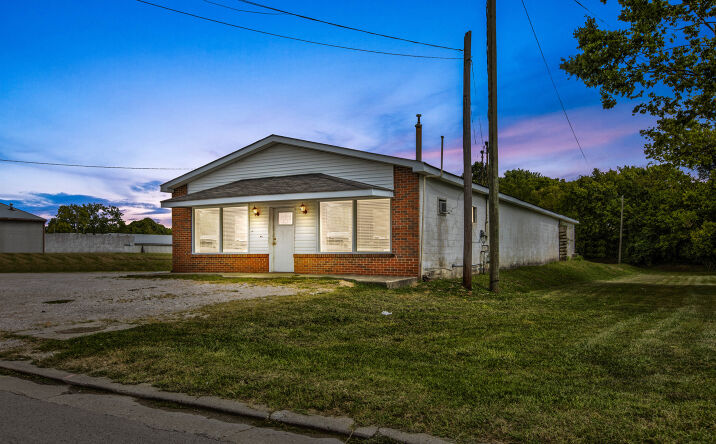 Pictures of Mixed Use, Office, Self Storage property located at 125 S Queen St, Mount Sterling, KY 40353 for sales - image #1
