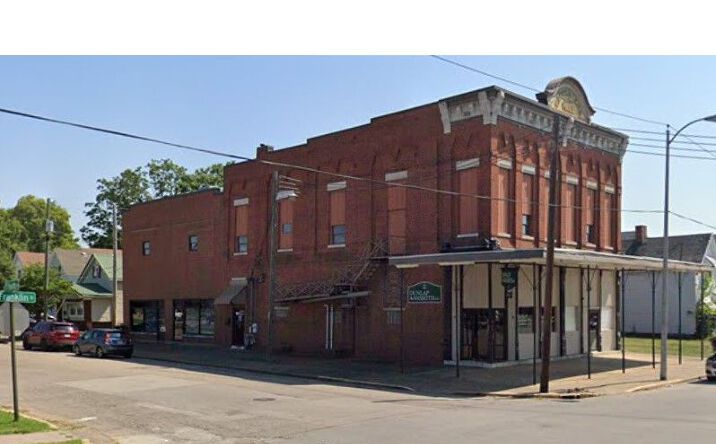 Pictures of Office, Retail property located at 1033 W Franklin St, Evansville, IN 47710 for sales - image #1