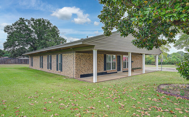 Pictures of Office property located at 1015 E 35th St, Texarkana, AR 71854 for sales - image #1