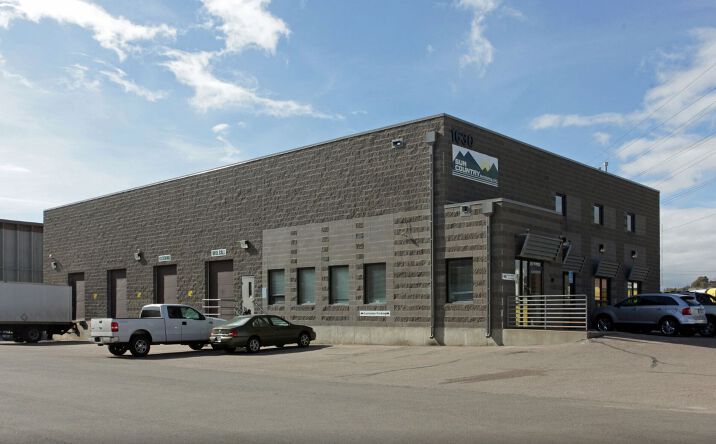 Pictures of Office, Industrial property located at 1630 W Dartmouth Ave, Englewood, CO 80110 for sales - image #1