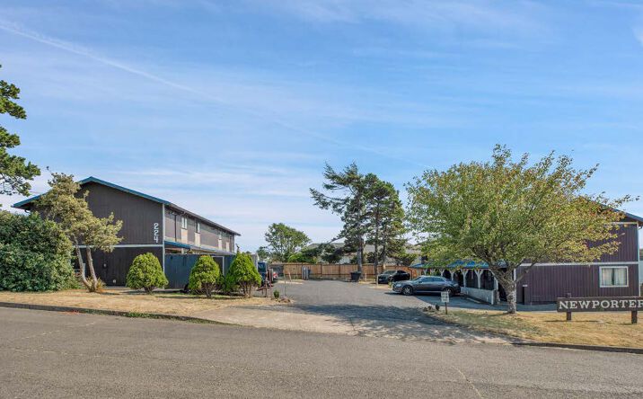 Pictures of Multifamily property located at 208 & 224 NE 7th St, Newport, OR 97365, 223 NW Nye St, Newport, OR 97365 for sales - image #1