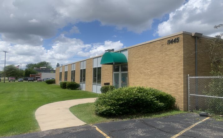 Pictures of Industrial property located at 114055-11445 Stephens Rd, Warren, MI 48089 for sales - image #1