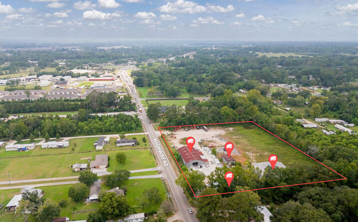 Pictures of Industrial property located at 41220 LA-42, Prairieville, LA 70769 for sales - image #1