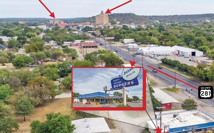 Pictures of Business for Sale, Retail, Special Purpose property located at 1504 S Oak Ave, Mineral Wells, TX 76067 for sales - image #1