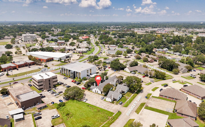 Pictures of Office property located at 2924 Brakley Dr, Baton Rouge, LA 70816 for sales - image #1