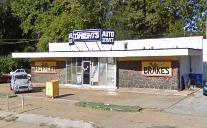 Pictures of Retail property located at 1617 S Florissant Rd, St. Louis, MO 63121 for sales - image #1