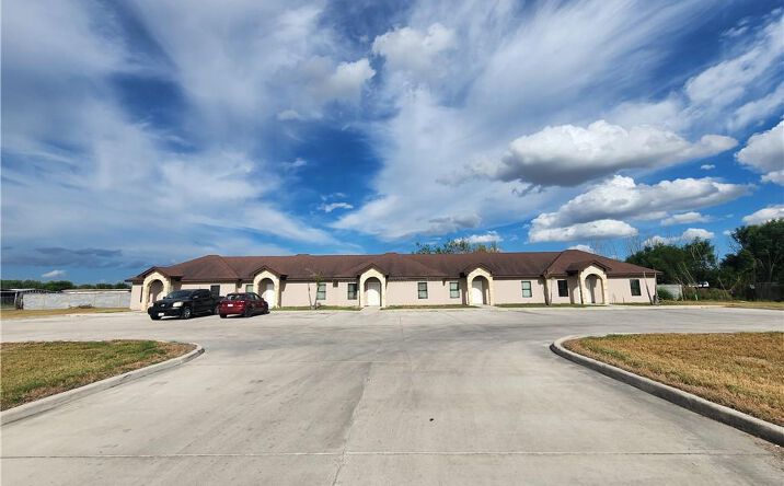 Pictures of Multifamily property located at 8207 Silverado North Drive, Mission, TX 78574 for sales - image #1