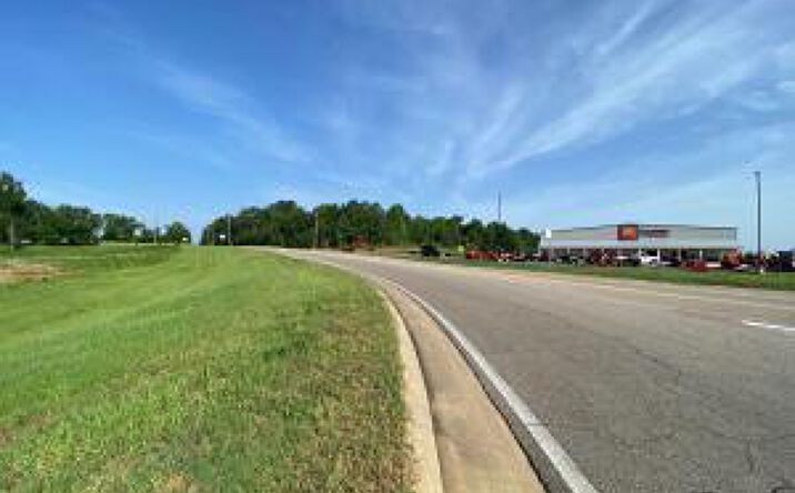 Pictures of Land property located at 000 Jimmy Rodgers, Meridian, MS 39301 for sales - image #1
