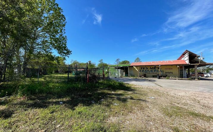 Pictures of Land, Mixed Use, Retail property located at 16516 Market St, Channelview, TX 77530 for sales - image #1