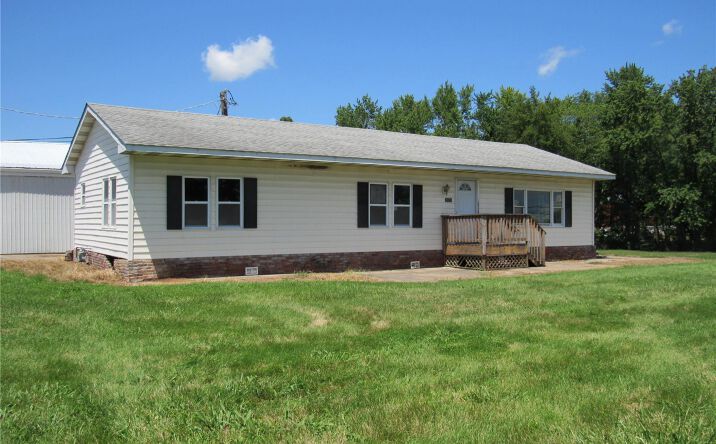 Pictures of Retail property located at 2920 Fosterburg Road, Alton, IL 62002 for sales - image #1