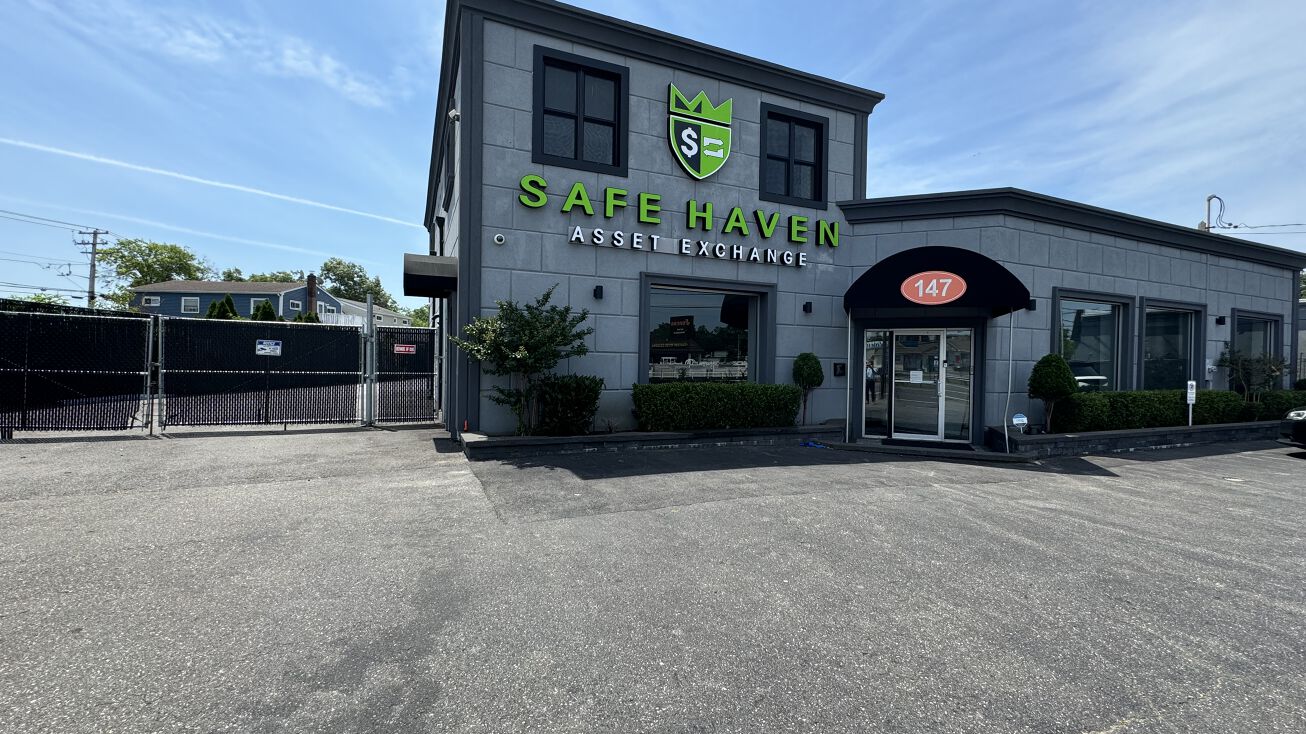 147 Sunrise Hwy, Amityville, NY 11701