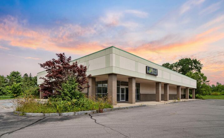 Pictures of Retail property located at 3125 N Triphammer Rd, Lansing, NY 14882 for sales - image #1