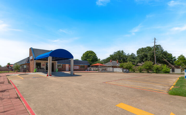 Pictures of Mixed Use, Office, Retail, Special Purpose property located at  for sales - image #1