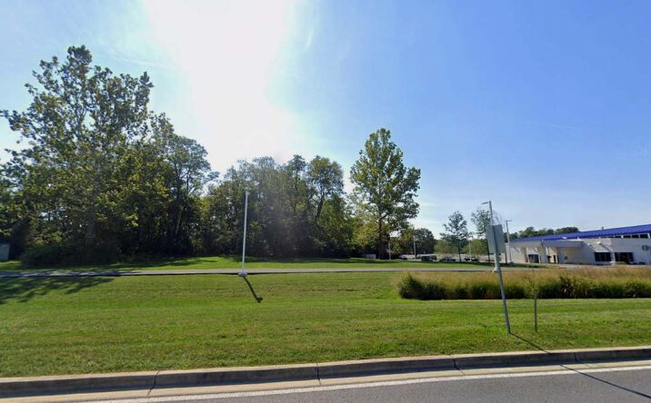 Pictures of Land property located at 11067 Robinwood Dr, Hagerstown, MD 21742 for sales - image #1