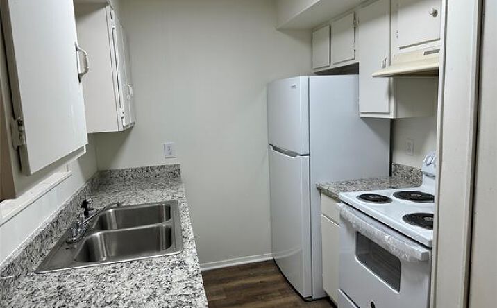 Pictures of Multifamily property located at 2002 Washington St, Commerce, TX 75428 for sales - image #1