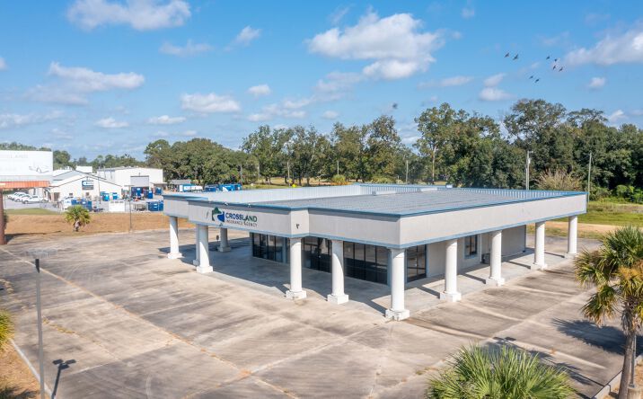Pictures of Office, Industrial property located at 1104 Hwy 90 E, New Iberia, LA 70560 for sales - image #1