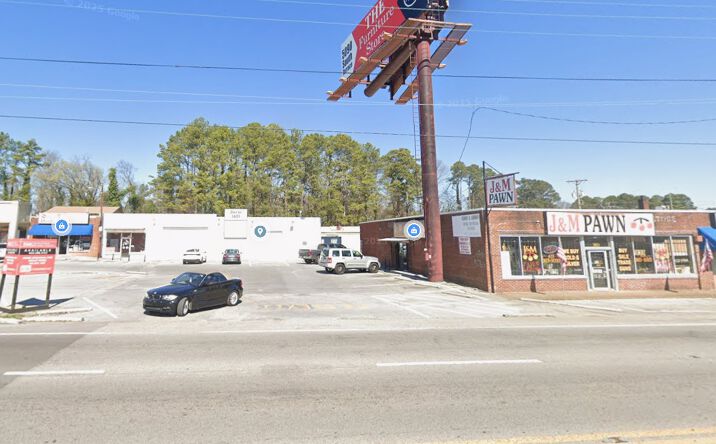 Pictures of Retail property located at 5821 Lee Hwy, Chattanooga, TN 37421 for sales - image #1