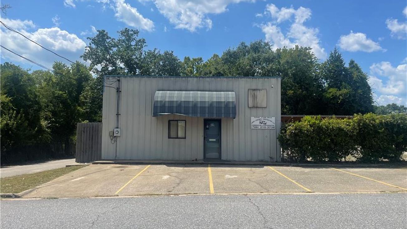 1235 11th Avenue, Phenix City, AL 36867