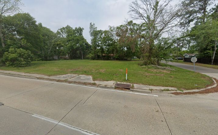 Pictures of Land property located at 738 Fremaux Ave, Slidell, LA 70458 for sales - image #1
