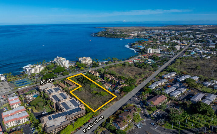 Pictures of Land property located at 75-5849 Ali‘i Dr, Kailua-Kona, HI 96740 for sales - image #1