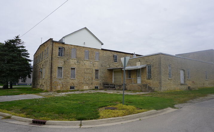 Pictures of Industrial, Mixed Use property located at 203 W 2nd St, Gilman, IL 60938 for sales - image #1
