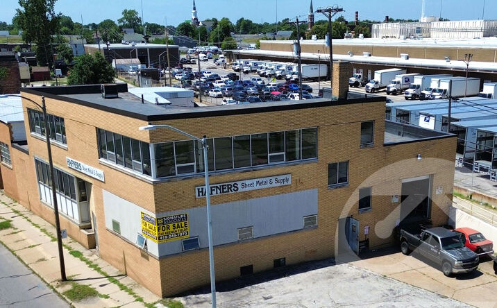 Pictures of Industrial property located at 306 S Summit St, Toledo, OH 43604 for sales - image #1