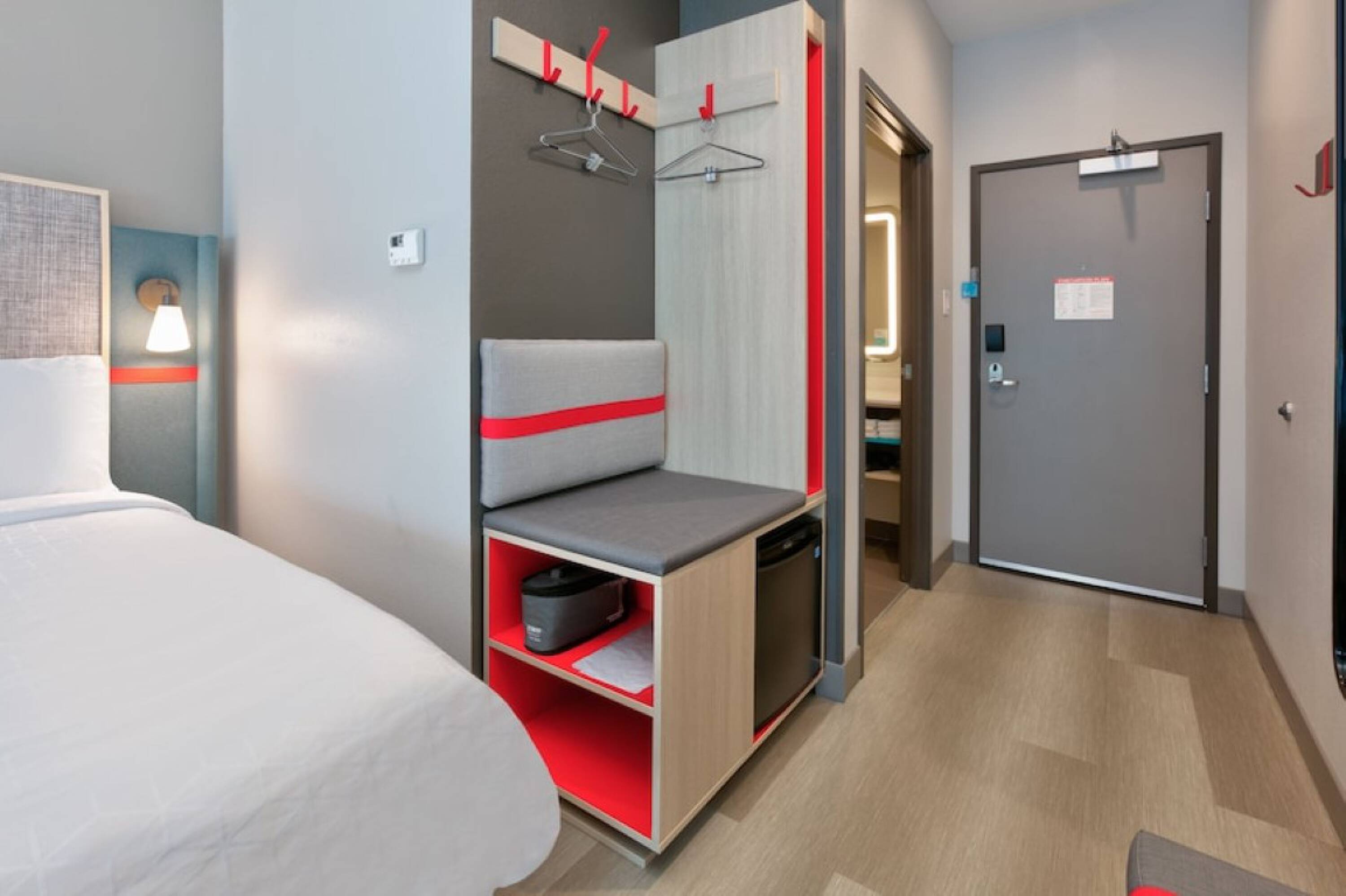 avid Hotel Dallas-McKinney