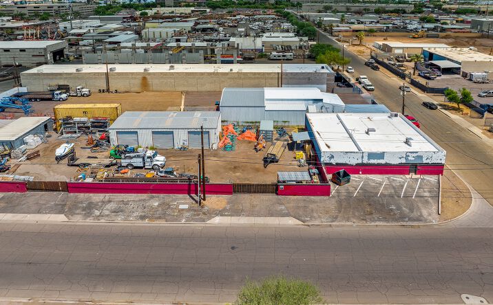 Pictures of Industrial property located at 3949 S 28th St, Phoenix, AZ 85040 for comps - image #1