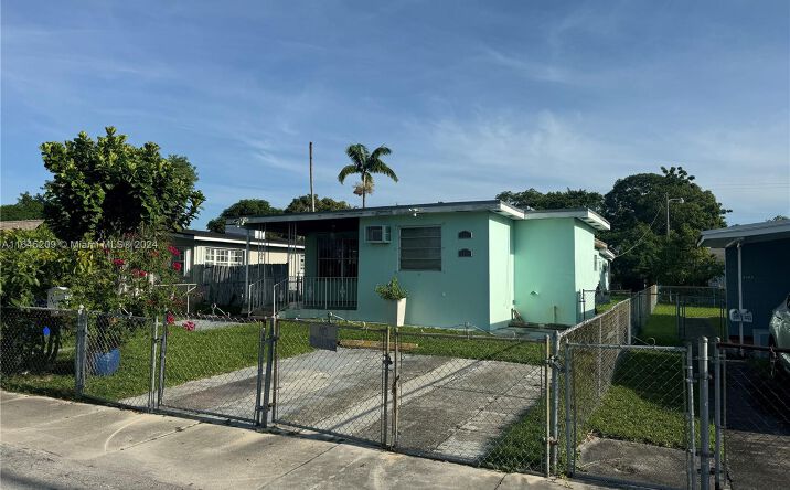 Pictures of Multifamily property located at 5147 NW 1st St, Miami, FL 33126 for sales - image #1
