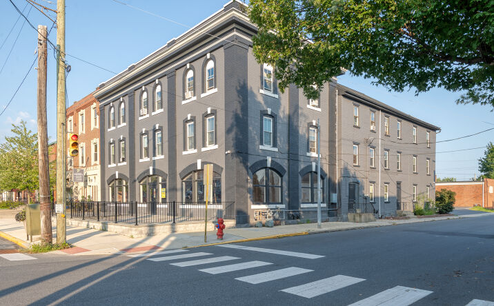 Pictures of Hospitality, Mixed Use, Multifamily, Retail property located at 1 S Charlotte St, Manheim, PA 17545 for sales - image #1