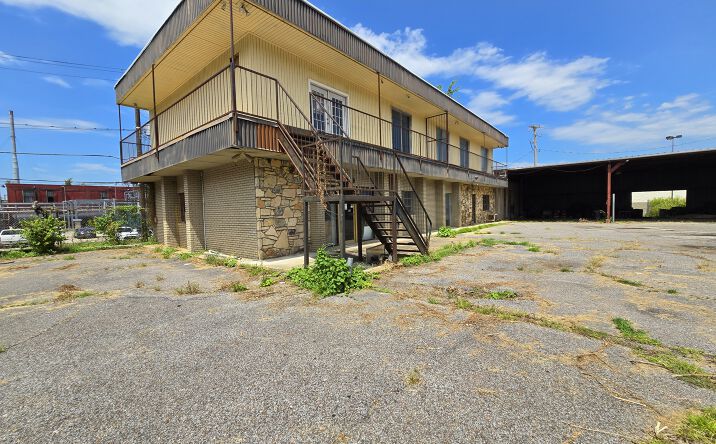Pictures of Retail, Office property located at 2240 Deadrick Ave, Memphis, TN 38114 for sales - image #1