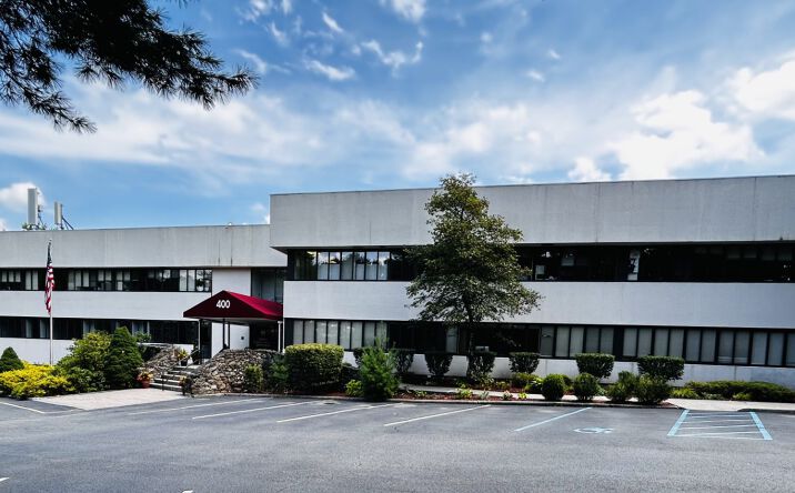 Pictures of Office property located at 400 Executive Blvd, Ossining, NY 10562 for sales - image #1