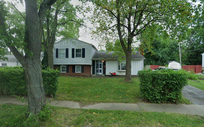 Pictures of Multifamily property located at 3543 Payton Ave, Indianapolis, IN 46226 for sales - image #1