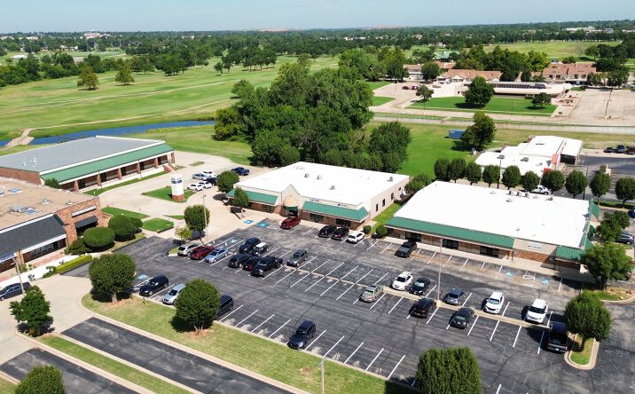 Pictures of Office, Retail property located at 1117 S Douglas Blvd, Oklahoma City, OK 73130 for sales - image #1